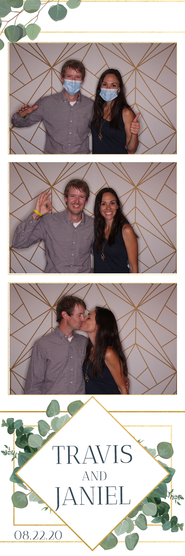 Jacquie & Dennis’ Wedding | View more photos from the event at gallery.photoboothbillings.com/u/PhotoBoothBillings/Jacquie-Dennis’-Wedding-0